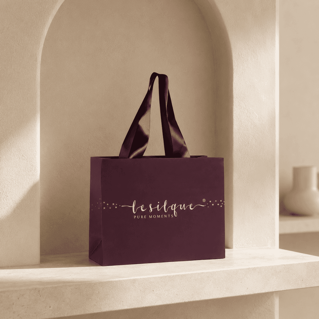 Elegancka torebka prezentowa z logo LE SILQUE burgundowa