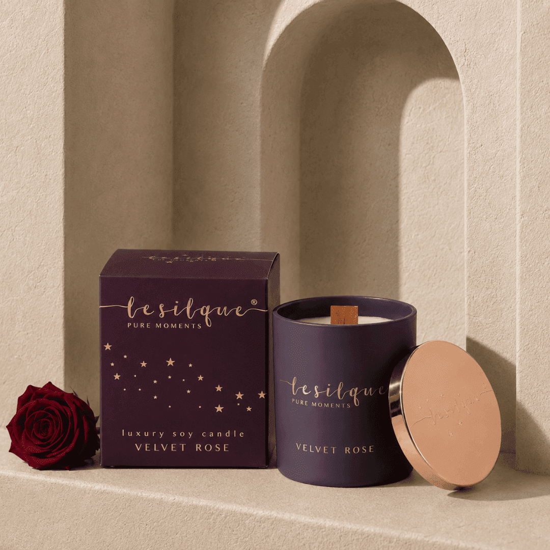 Świeca sojowa VELVET ROSE 300g | LE SILQUE